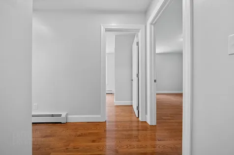 35 Allen Avenue Extension Falmouth ME 04105