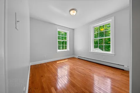 35 Allen Avenue Extension Falmouth ME 04105