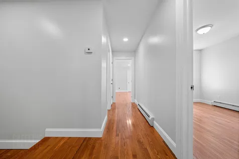 35 Allen Avenue Extension Falmouth ME 04105
