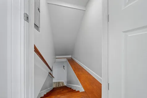 35 Allen Avenue Extension Falmouth ME 04105