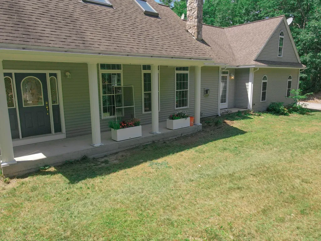 Newfield ME 04095