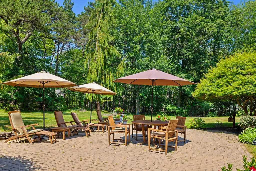 23 Elizabethan Drive Kennebunkport ME 04046