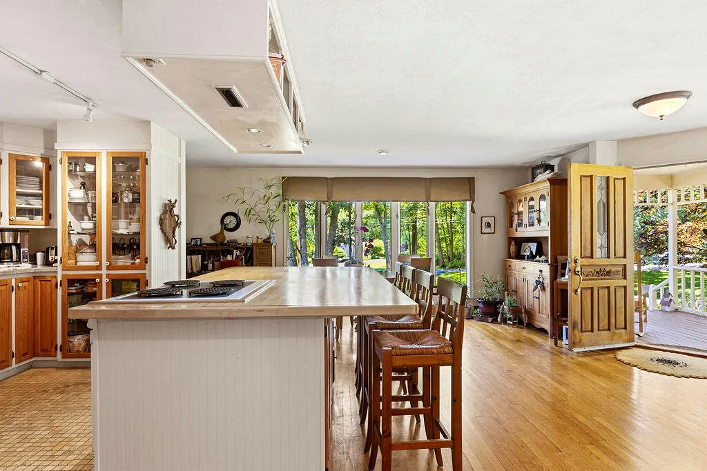 23 Elizabethan Drive Kennebunkport ME 04046