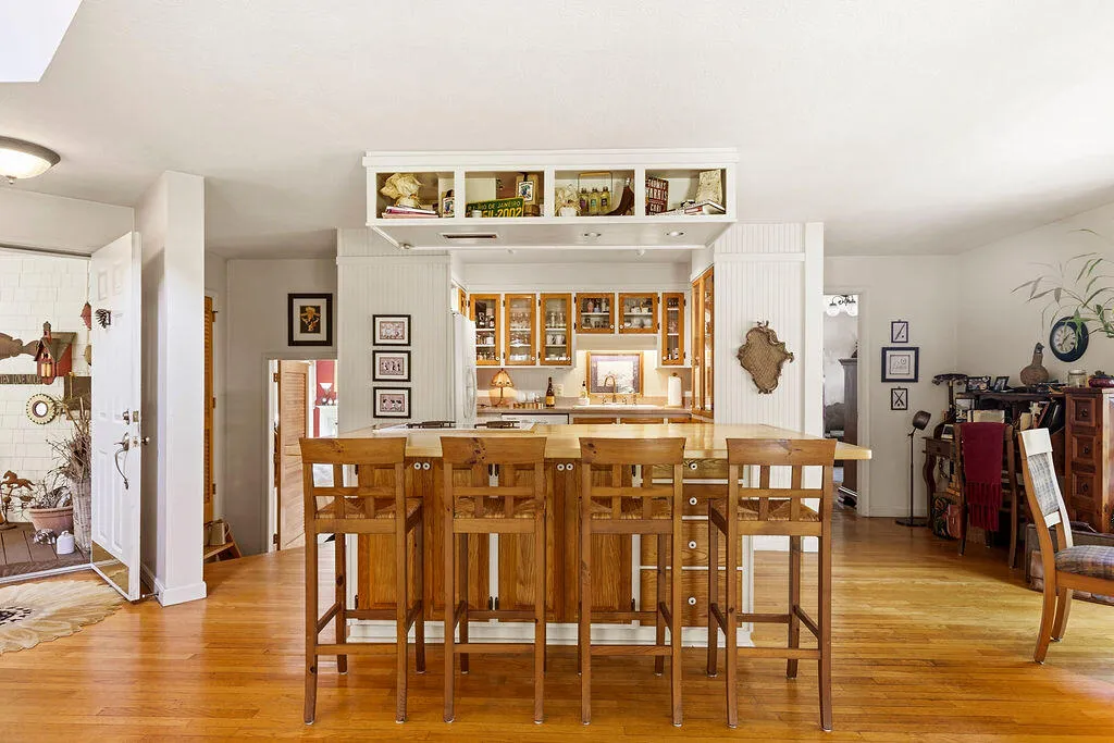 23 Elizabethan Drive Kennebunkport ME 04046