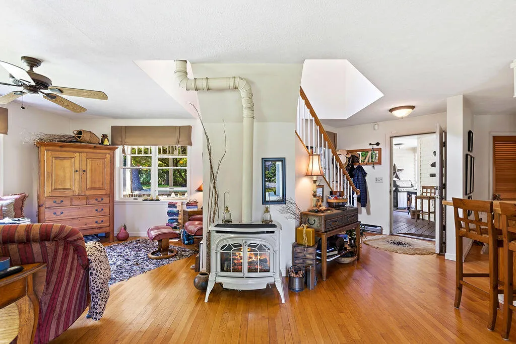 23 Elizabethan Drive Kennebunkport ME 04046