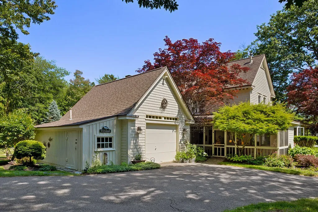 23 Elizabethan Drive Kennebunkport ME 04046