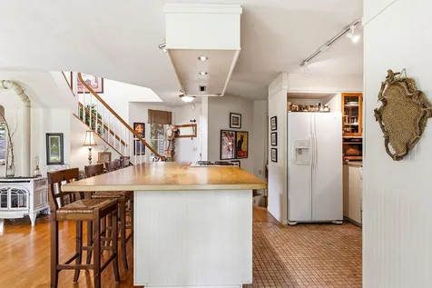23 Elizabethan Drive Kennebunkport ME 04046