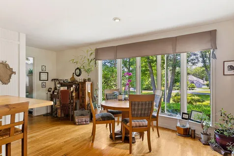 23 Elizabethan Drive Kennebunkport ME 04046
