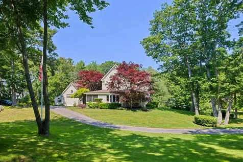23 Elizabethan Drive Kennebunkport ME 04046