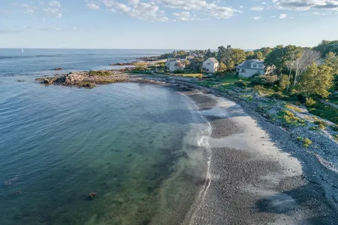 23 Elizabethan Drive Kennebunkport ME 04046