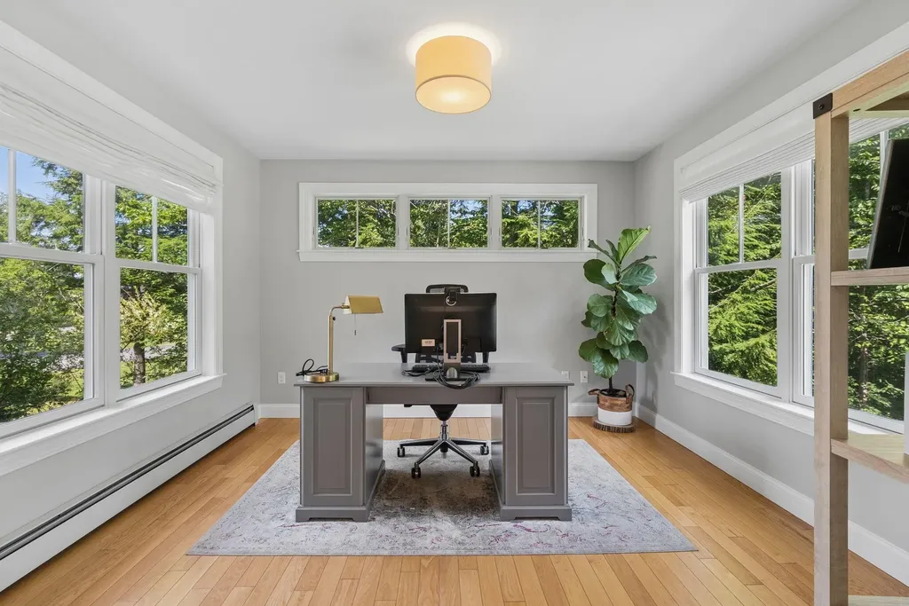 41 S Ridge Road Falmouth ME 04105