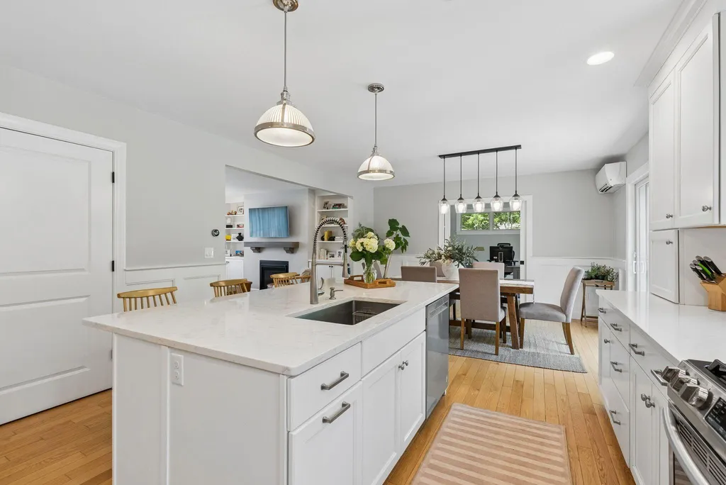 41 S Ridge Road Falmouth ME 04105
