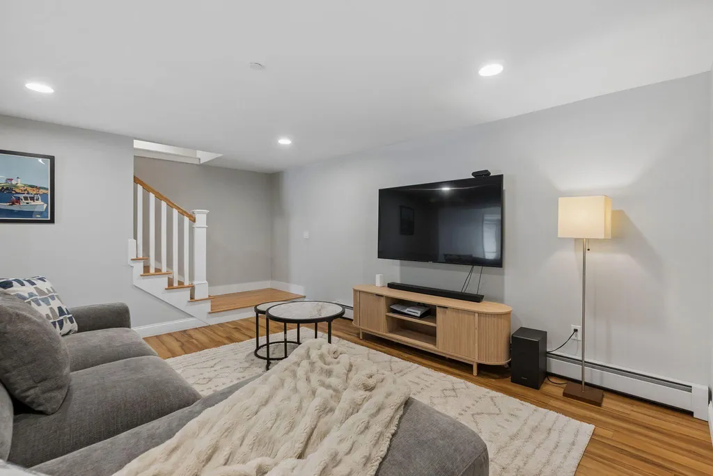 41 S Ridge Road Falmouth ME 04105