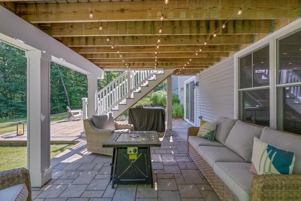 41 S Ridge Road Falmouth ME 04105