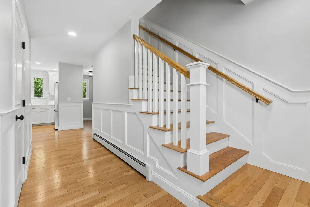 41 S Ridge Road Falmouth ME 04105