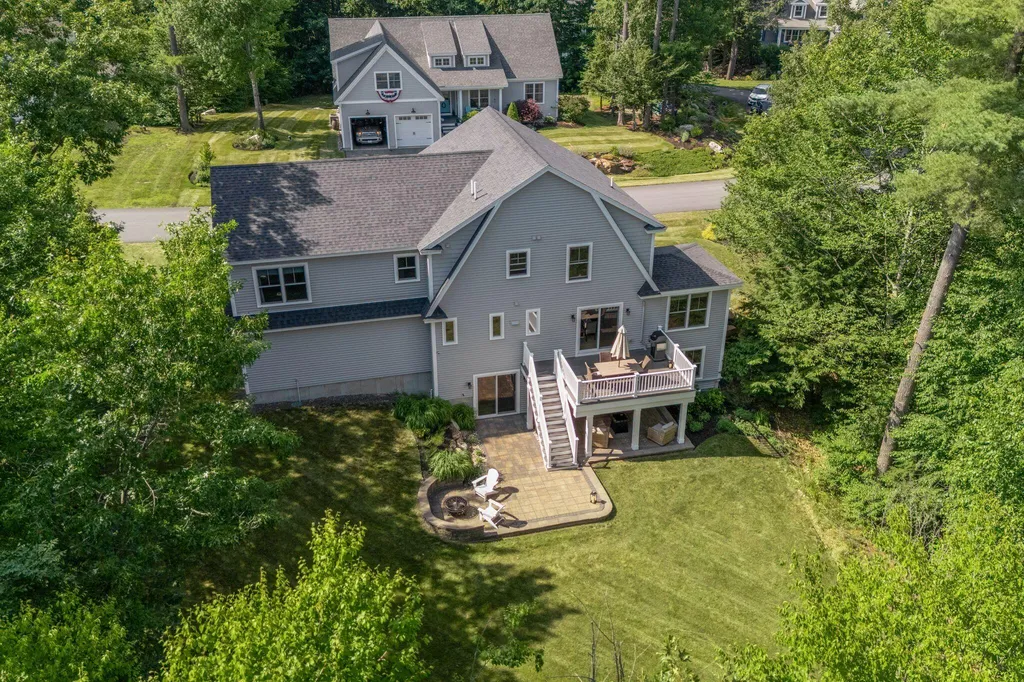 41 S Ridge Road Falmouth ME 04105