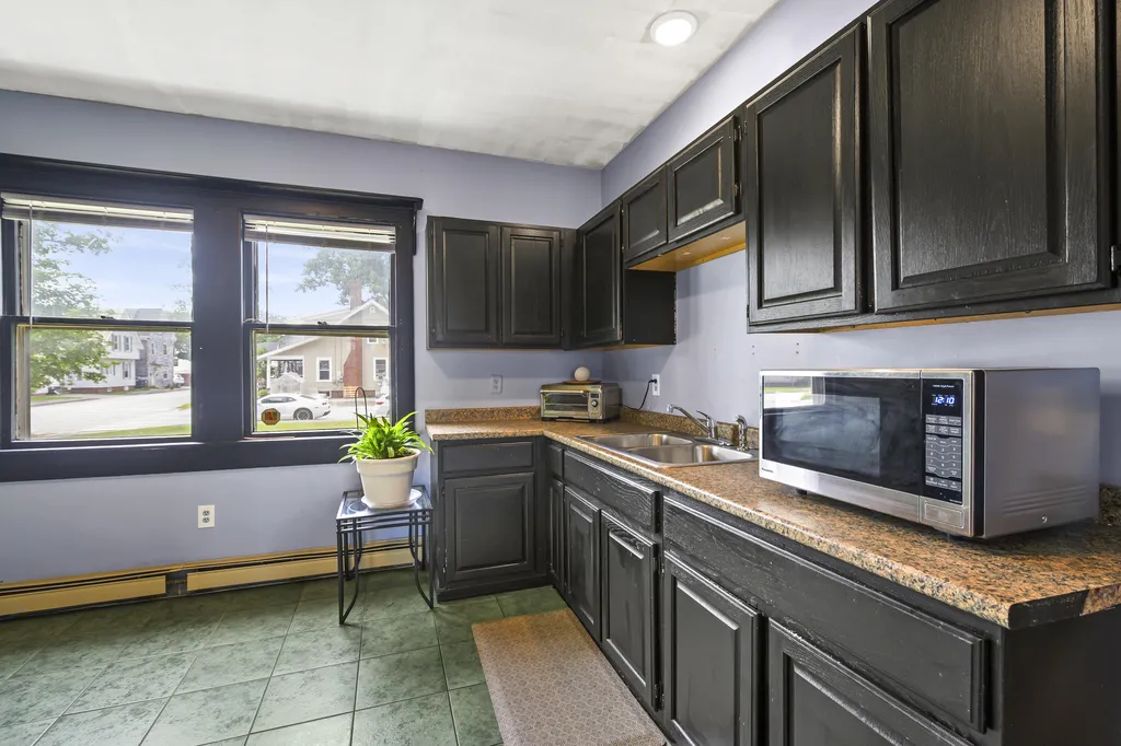 36 Vernon Street Auburn ME 04210