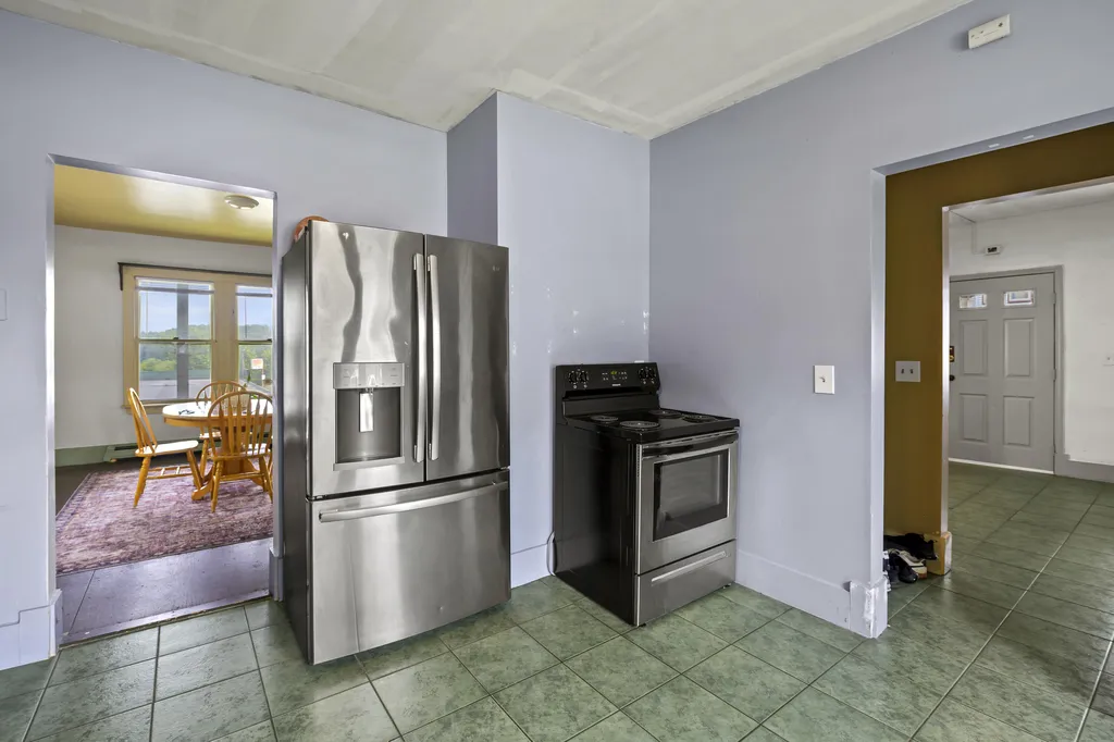 36 Vernon Street Auburn ME 04210