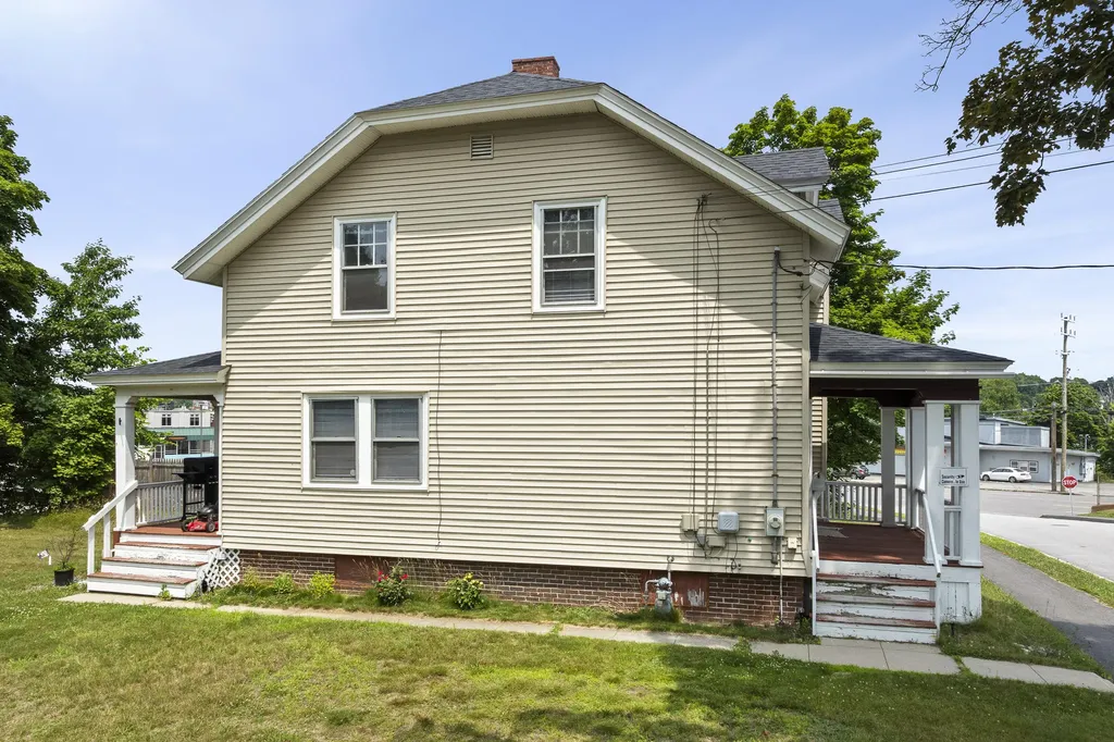 36 Vernon Street Auburn ME 04210