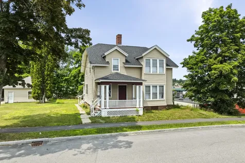 36 Vernon Street Auburn ME 04210
