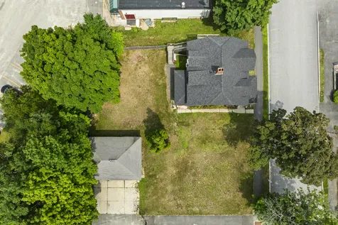 36 Vernon Street Auburn ME 04210