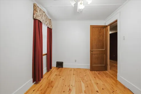 188 Second Street Auburn ME 04210