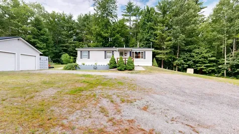 65 Blue Road Monmouth ME 04259