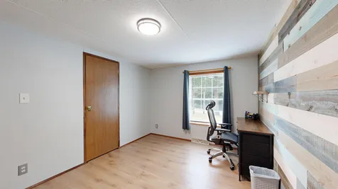 65 Blue Road Monmouth ME 04259