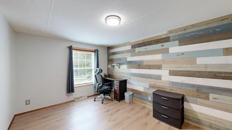 65 Blue Road Monmouth ME 04259