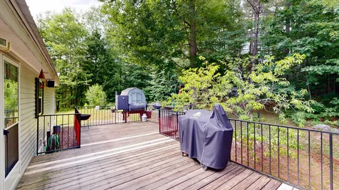 65 Blue Road Monmouth ME 04259