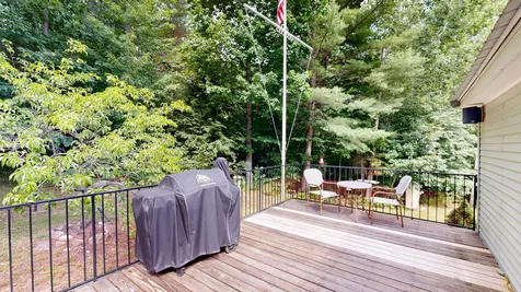 65 Blue Road Monmouth ME 04259
