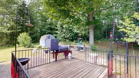 65 Blue Road Monmouth ME 04259
