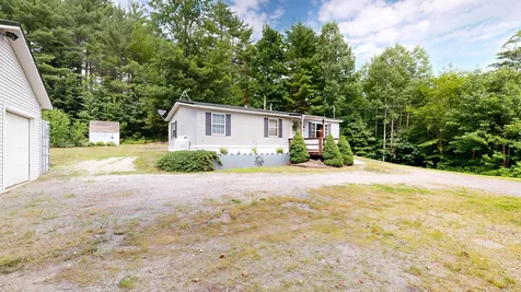 65 Blue Road Monmouth ME 04259