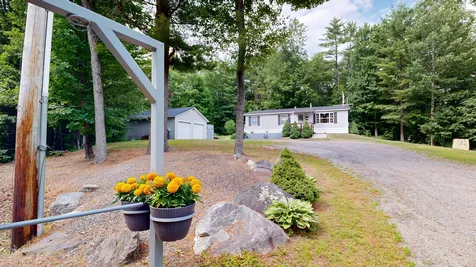 65 Blue Road Monmouth ME 04259