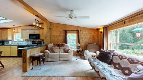 65 Blue Road Monmouth ME 04259