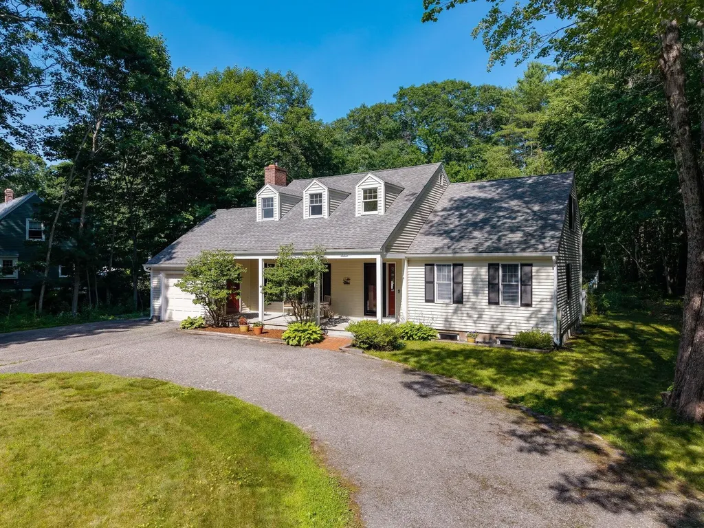 16 River Bend Drive Kennebunk ME 04043