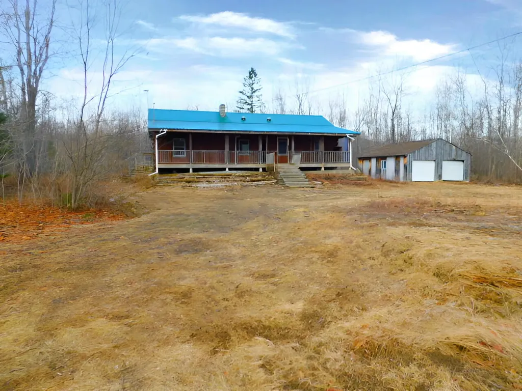 290 Burleigh Road Stetson ME 04488