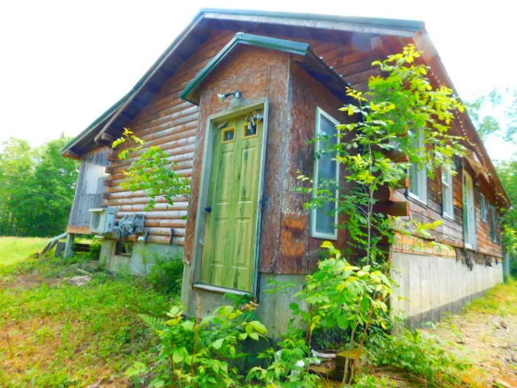 290 Burleigh Road Stetson ME 04488