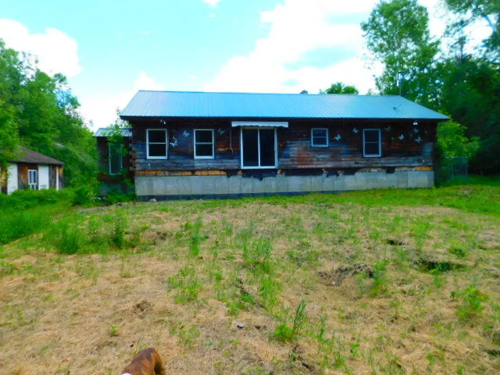 290 Burleigh Road Stetson ME 04488