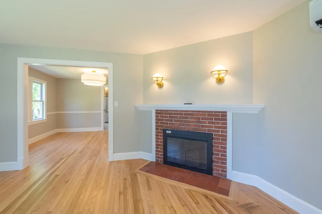 83 Capisic Street Portland ME 04102