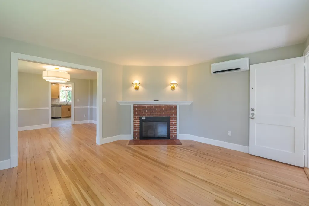 83 Capisic Street Portland ME 04102