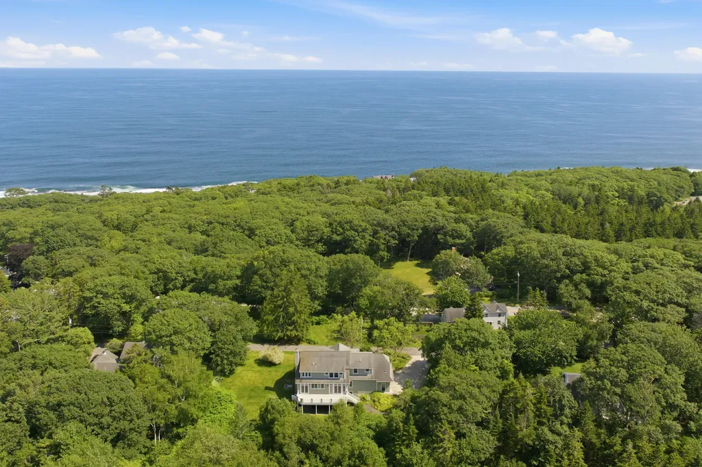 20 Beacon Lane Cape Elizabeth ME 04107