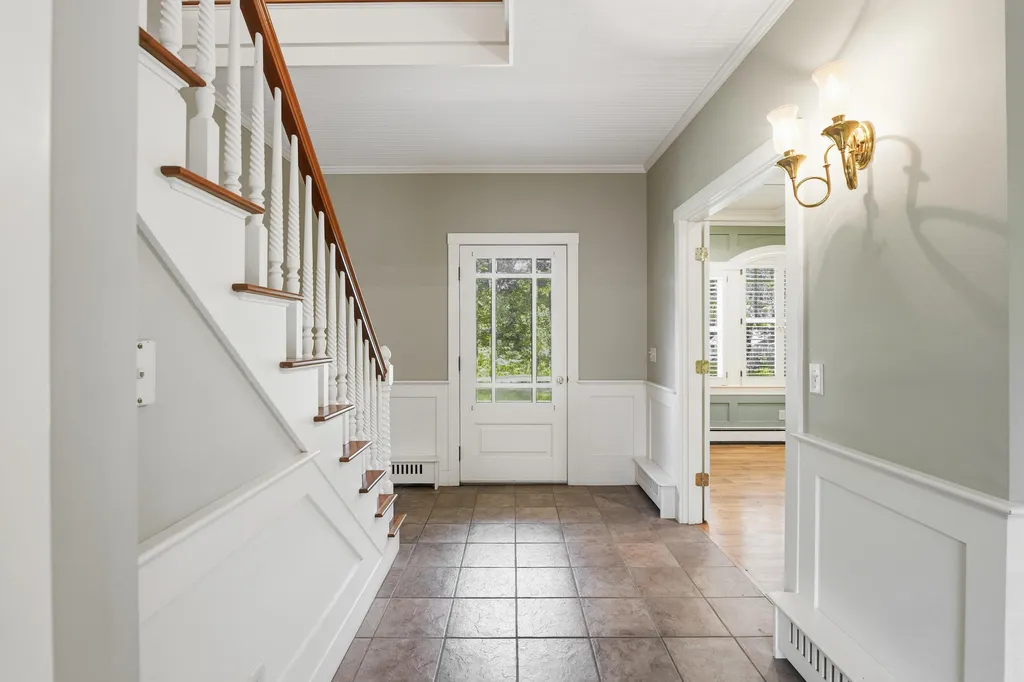 20 Beacon Lane Cape Elizabeth ME 04107