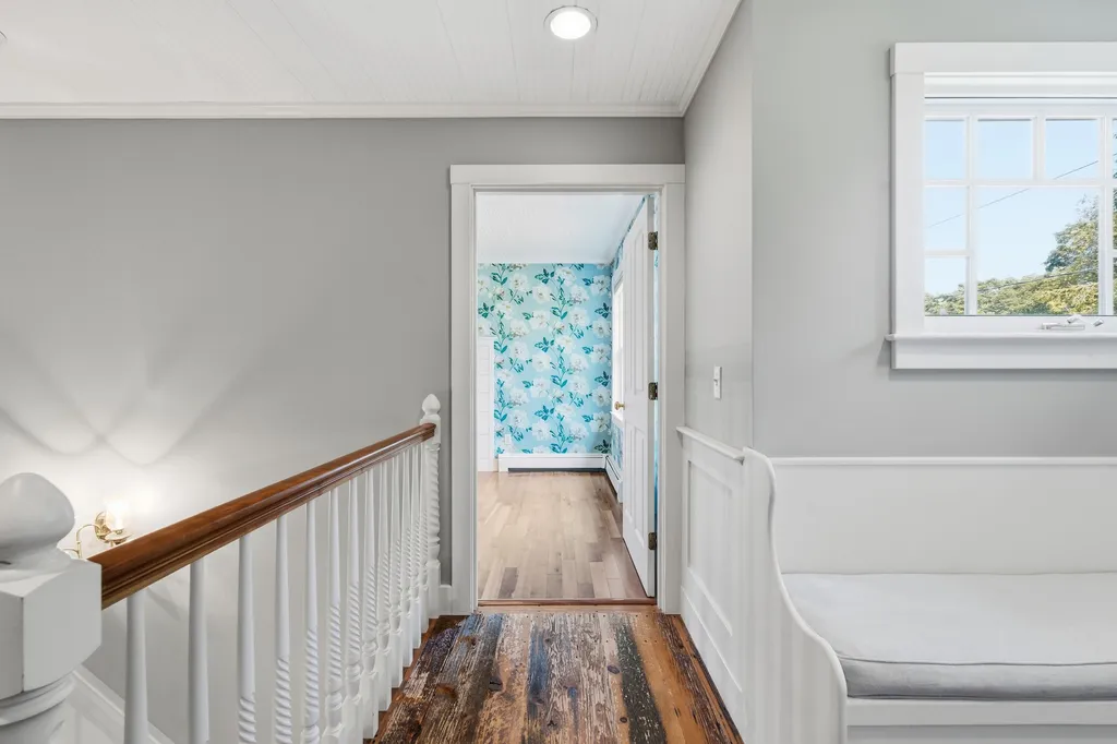 20 Beacon Lane Cape Elizabeth ME 04107