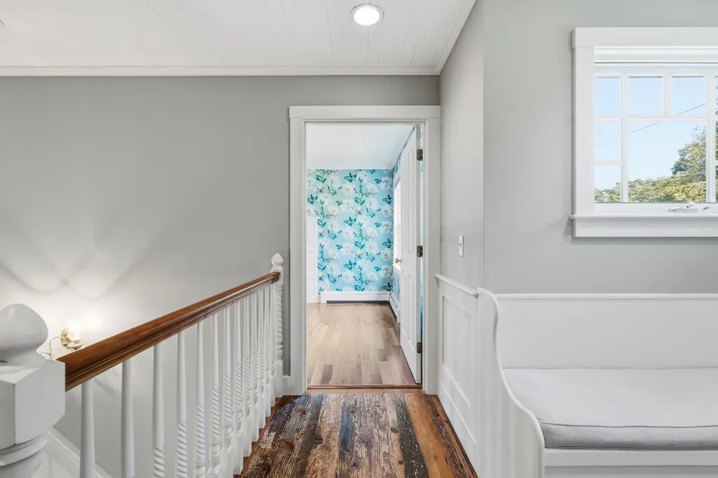 20 Beacon Lane Cape Elizabeth ME 04107