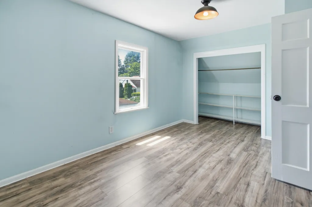 25 Roger Street Lewiston ME 04240