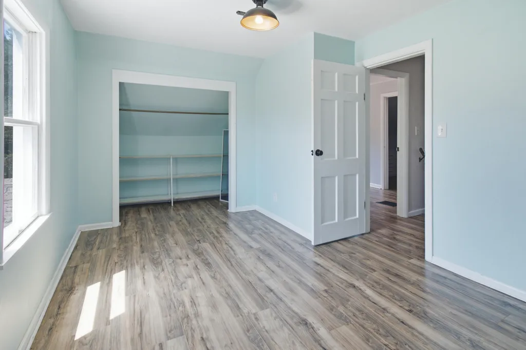 25 Roger Street Lewiston ME 04240