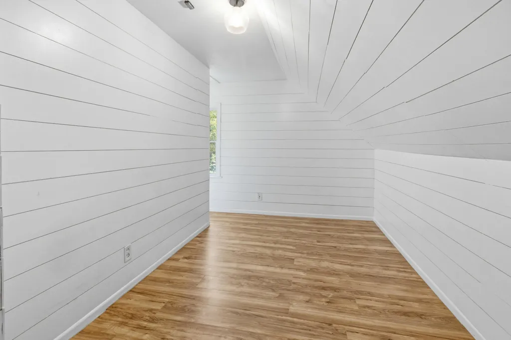 25 Roger Street Lewiston ME 04240