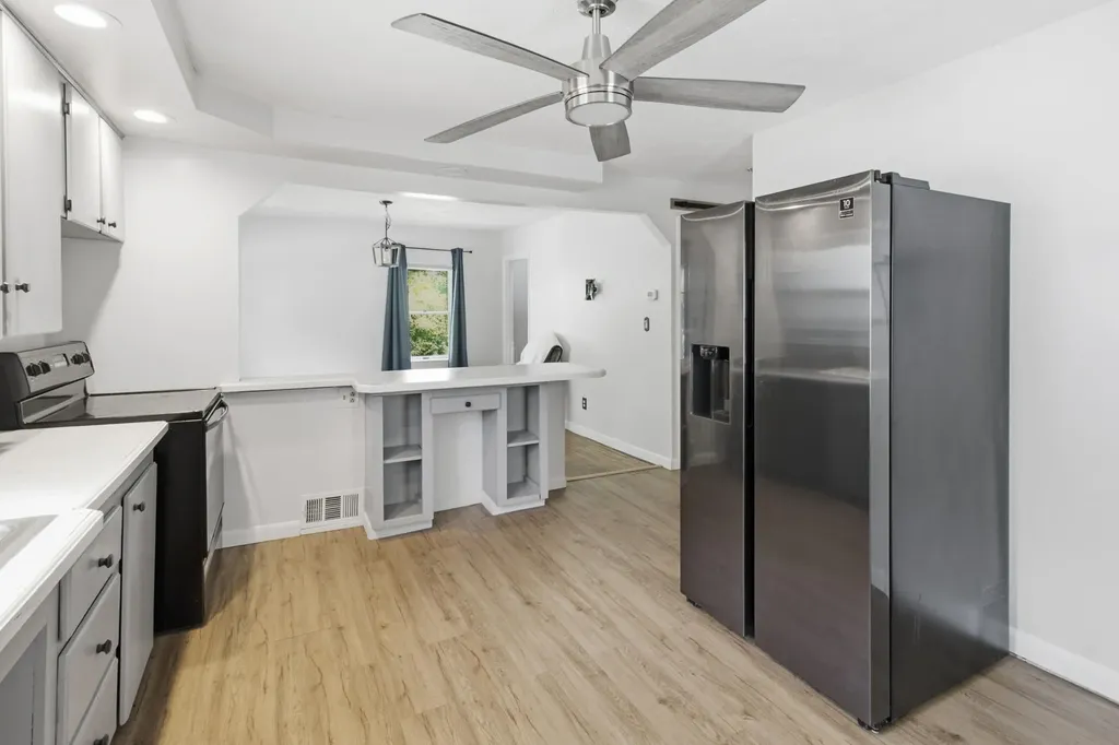 25 Roger Street Lewiston ME 04240