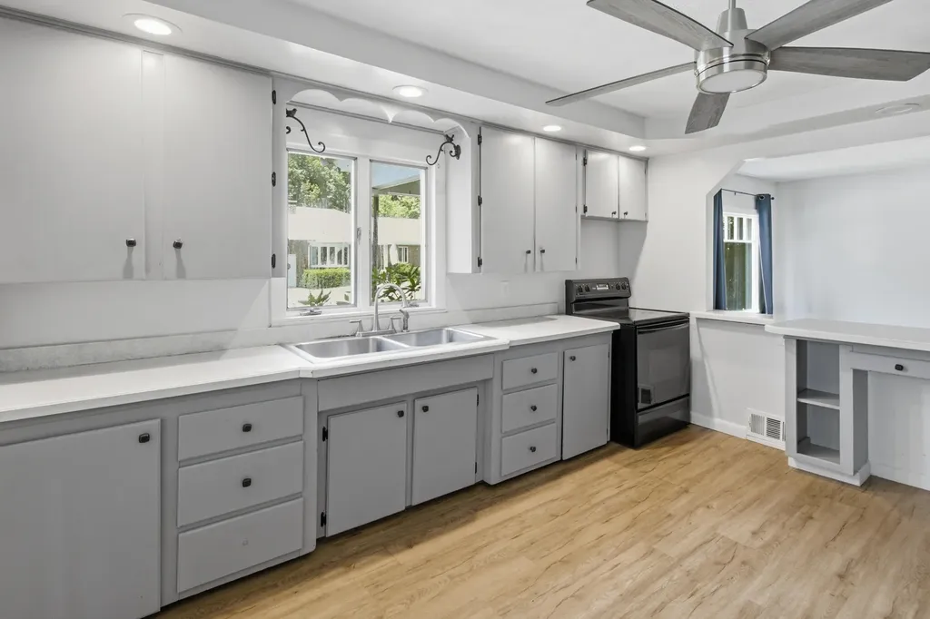 25 Roger Street Lewiston ME 04240